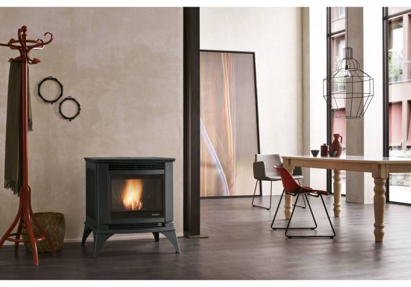 palazzetti cesare poele a granule style ancien sur taradeau dans le var 