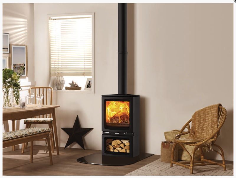 poele a bois stovax midi t installer dans un salon de 30 m2 sur gonfaron 